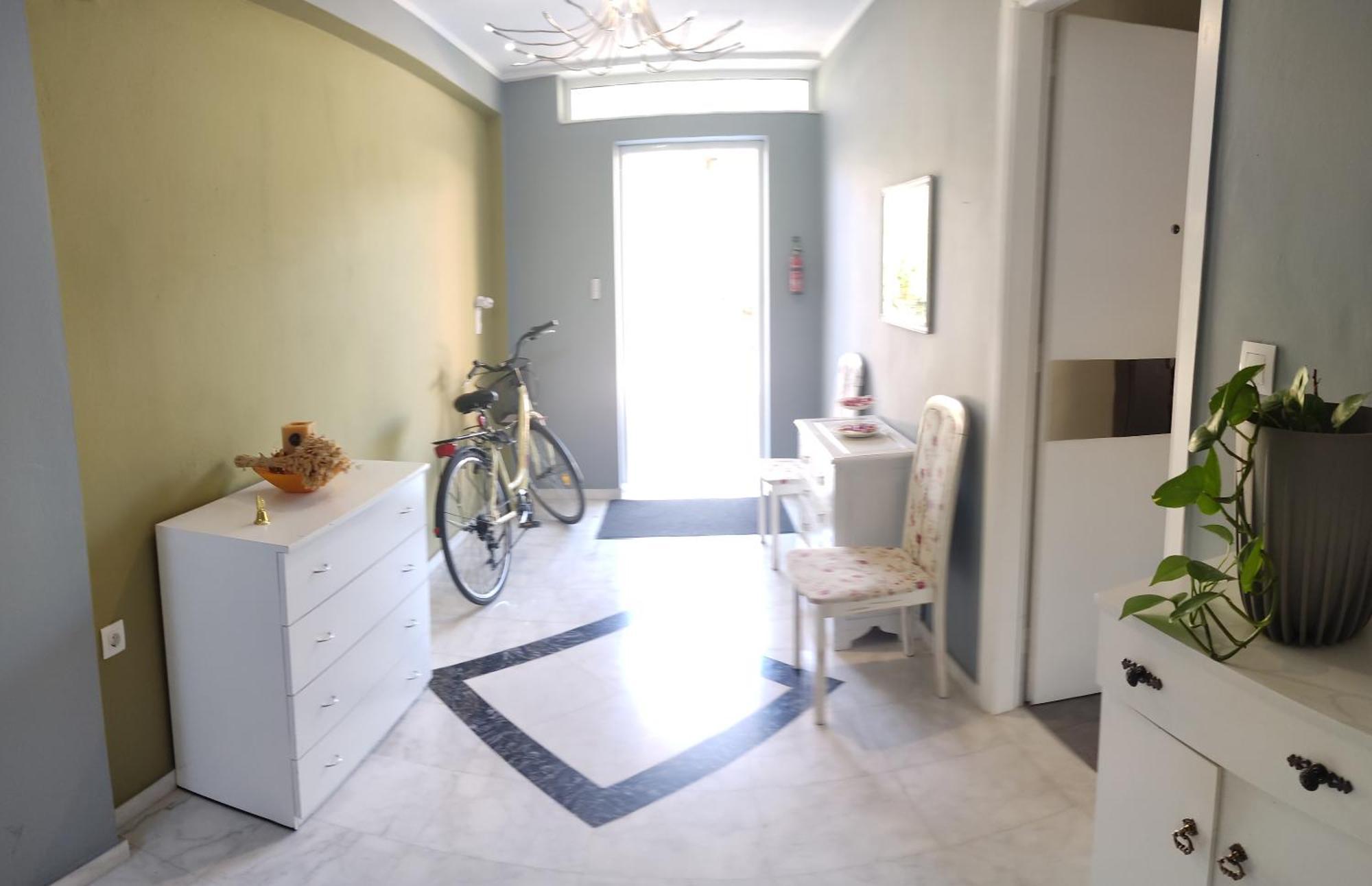 Vasilikis Apartment Kalamata Exterior foto