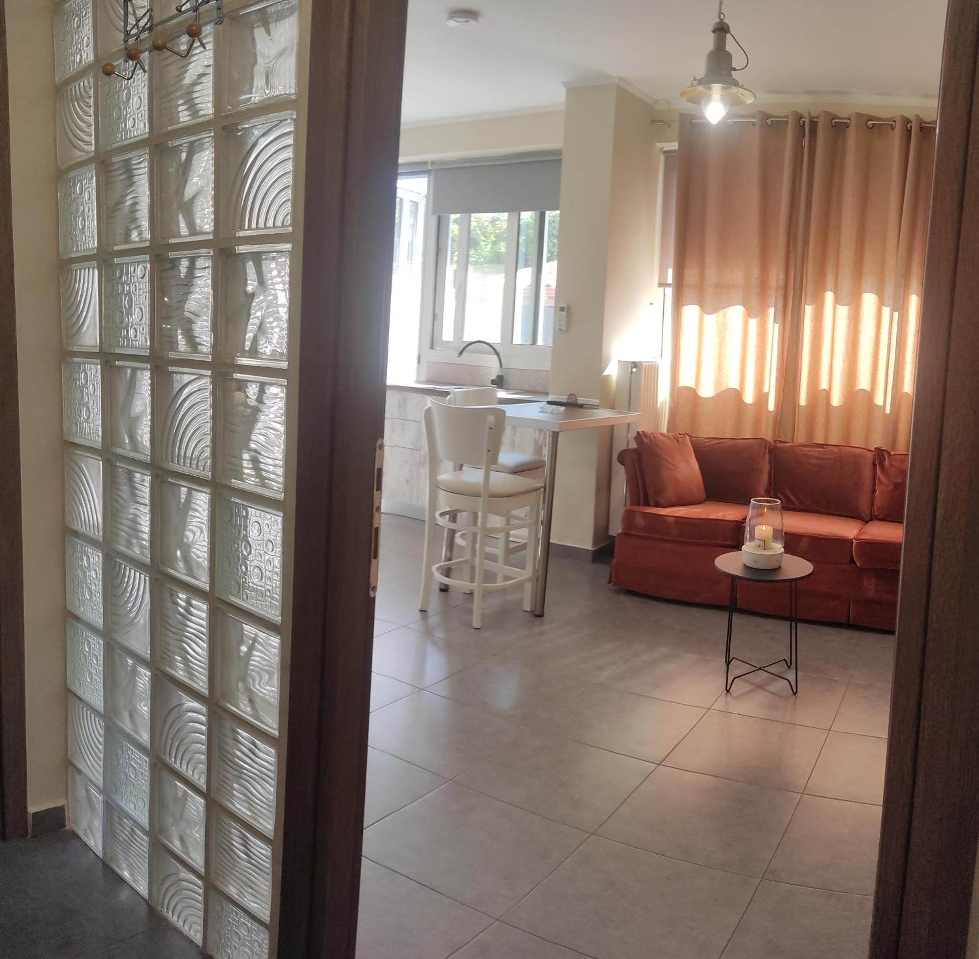 Vasilikis Apartment Kalamata Exterior foto